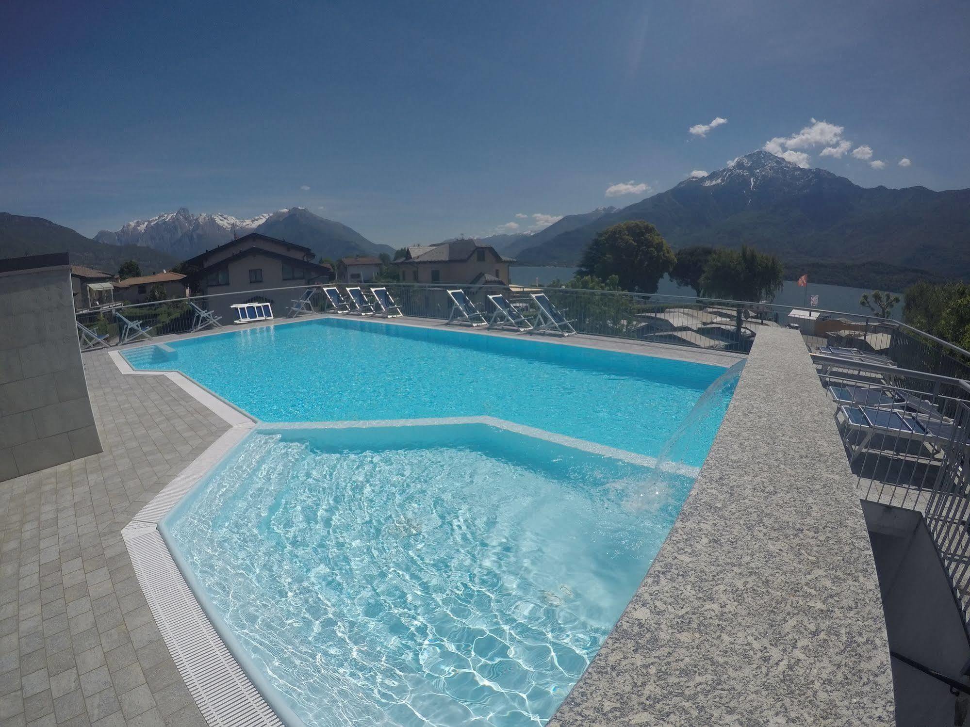 Camping Villaggio Paradiso โดมาโซ ภายนอก รูปภาพ