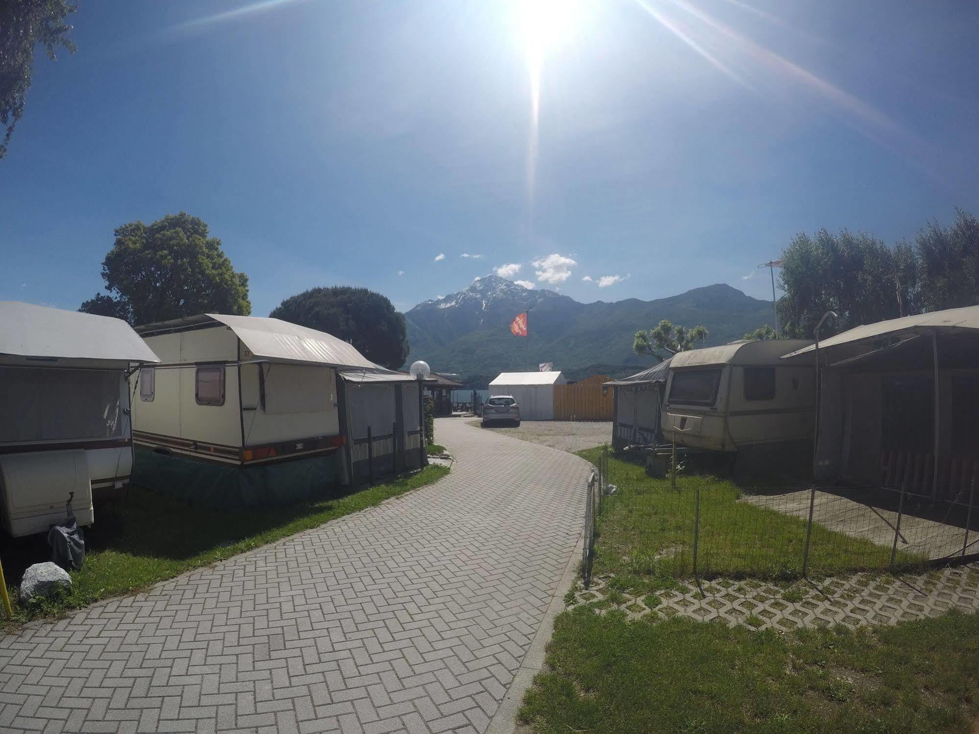 Camping Villaggio Paradiso โดมาโซ ภายนอก รูปภาพ